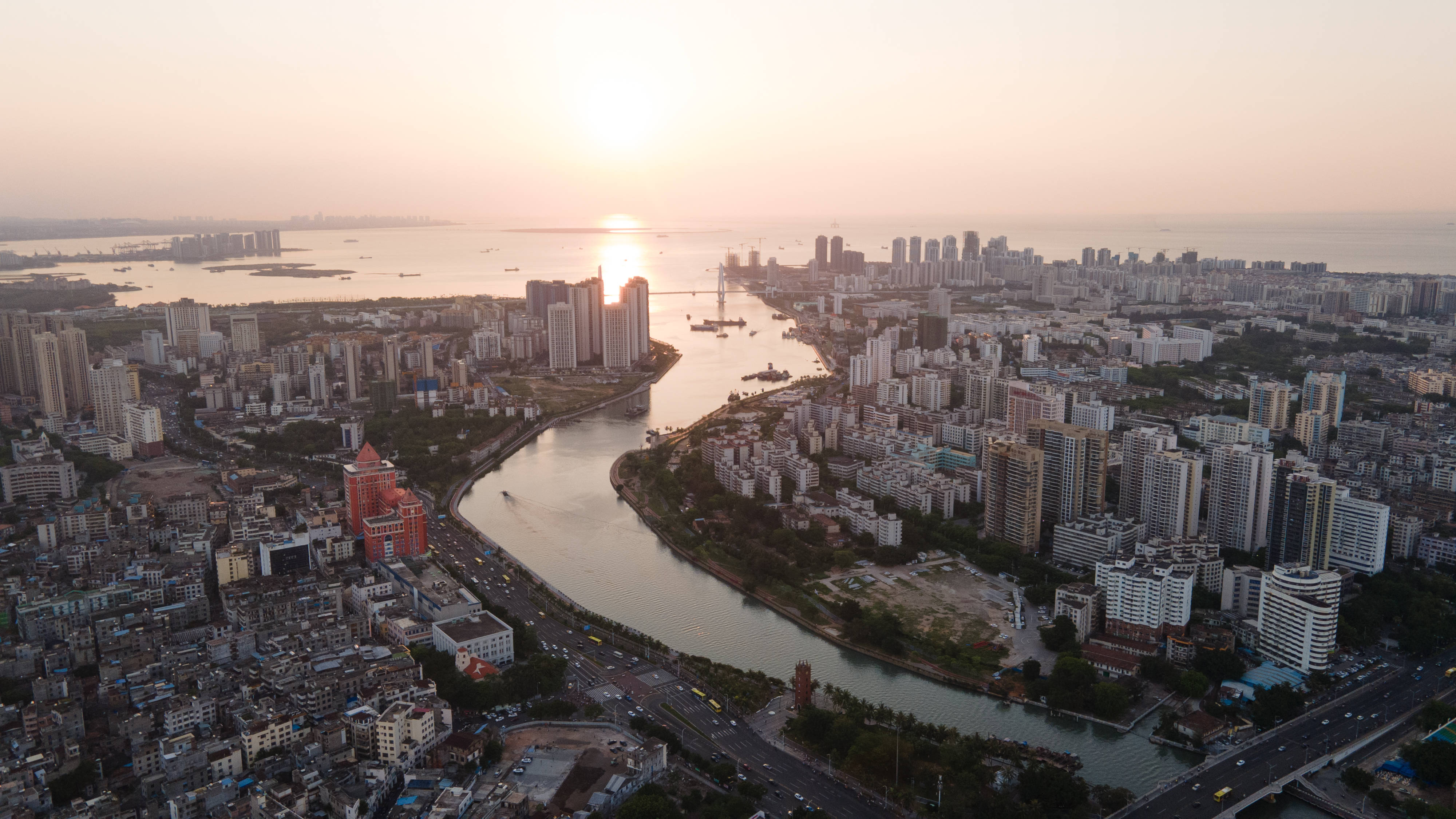 海口网站建设路(海口网站建设解决方案)